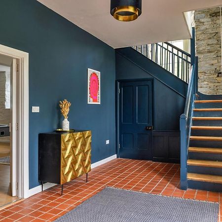 Finest Retreats - Luxury Converted Chapel With Hot Tub & Games Room Dinas Mawddwy Extérieur photo